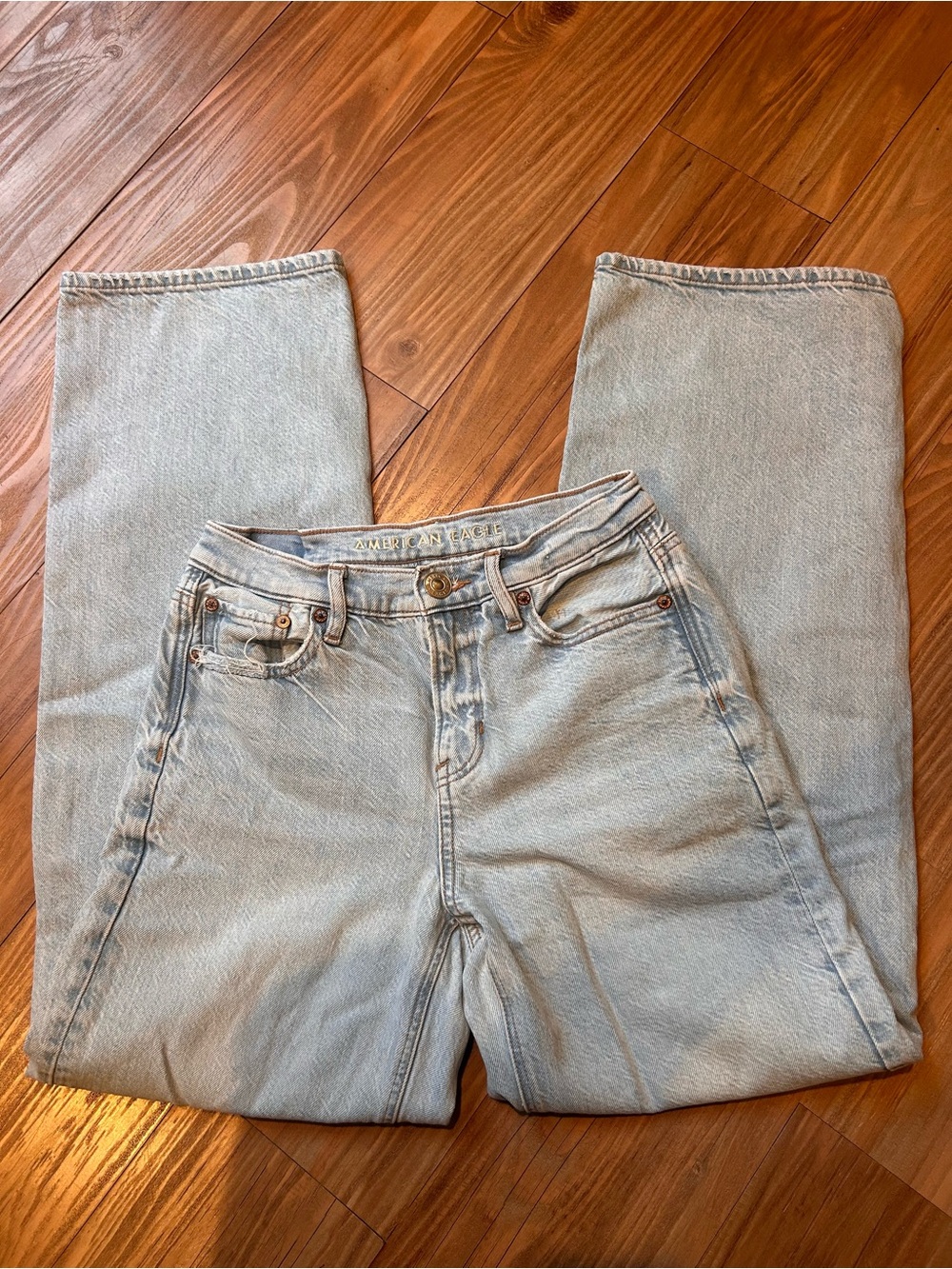 American Eagle Outfitters Light Wash Wide Leg Jeans